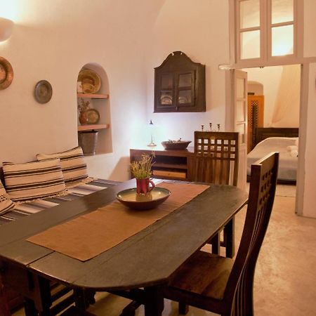 Zoe Aegeas Traditional Houses Oia  Exterior photo