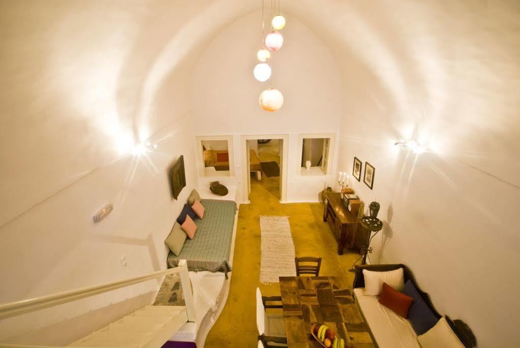 Zoe Aegeas Traditional Houses Oia  Exterior photo