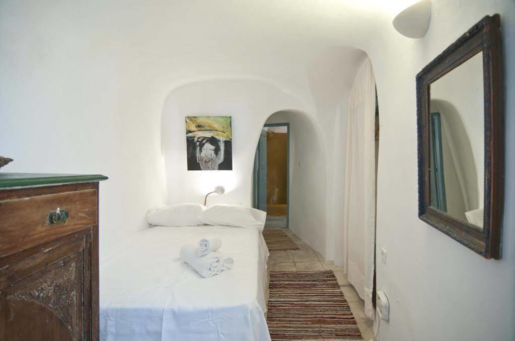 Zoe Aegeas Traditional Houses Oia  Exterior photo